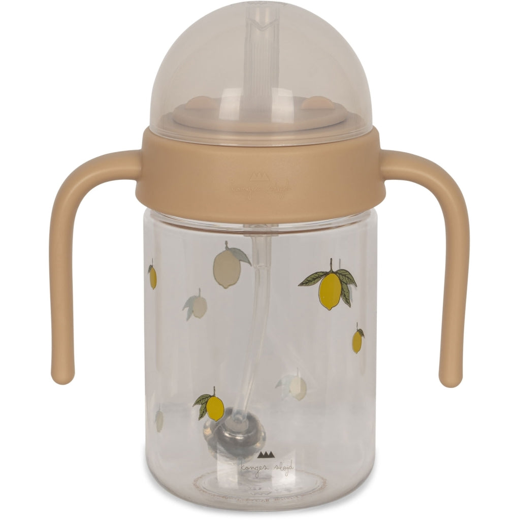 If you're a toddler mom, you know the struggle with leaky water bottles 😅 We've tried so many but the Infantino My 1st Tumbler has been a total game-changer 💧 It's made