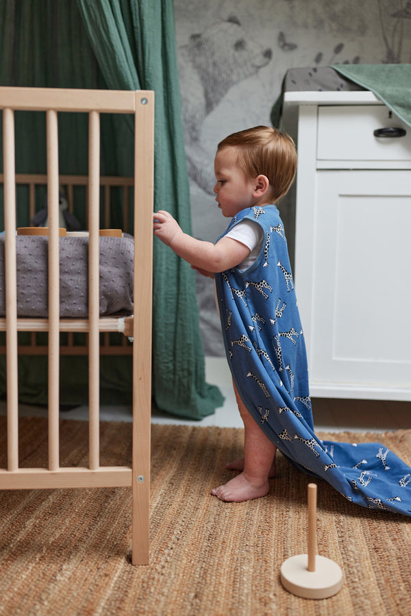 Jollein -  Slaapzak Giraffe - Zomer | Jeans Blue, Slaapzakken, Jollein, Keekabuu