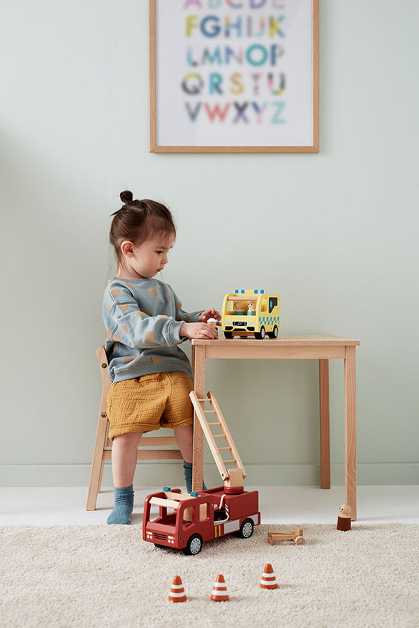 Kids Concept - Ziekenwagen Aiden, Houten speelgoed, Kid's Concept, Keekabuu