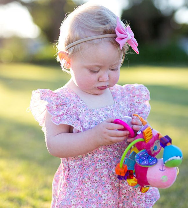 Playgro -  Activiteitenrammelaar Clip Clop, Rammelaars, Playgro, Keekabuu