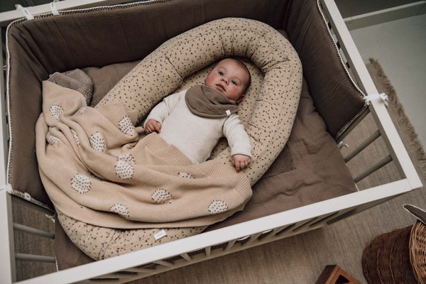 Koeka - Wiegdeken - Hedge hugs - Sand - 75x90